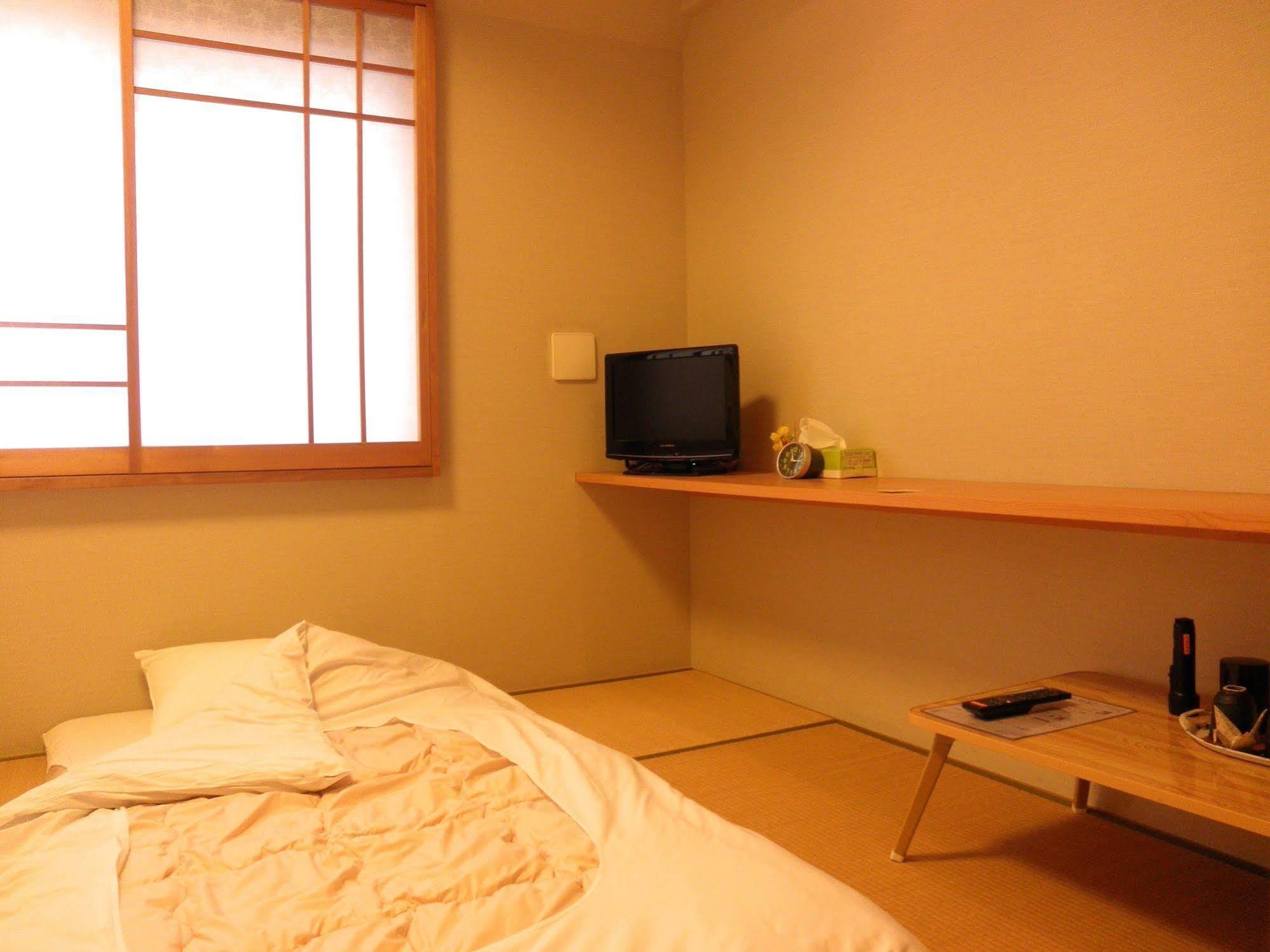 Family Inn Saiko Tokyo Eksteriør billede